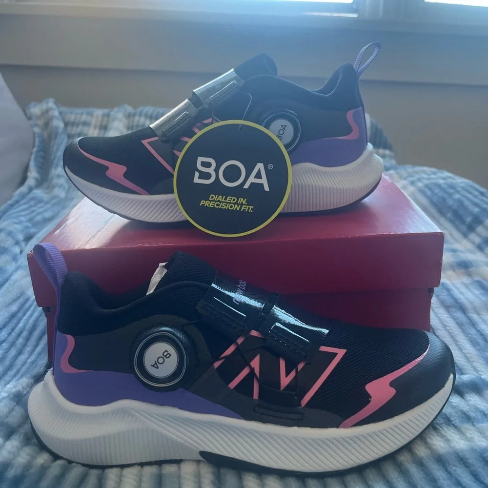 New Balance Kids' Black and Pink Sneakers - Picture 2 of 7